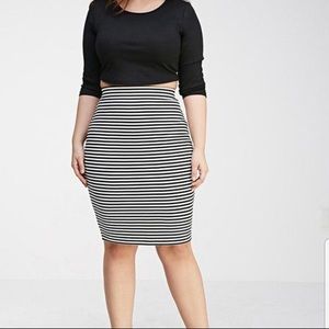 Forever 21 Plus Black & White Pencil Skirt 2X